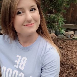 Meet your Posher, Melanie
